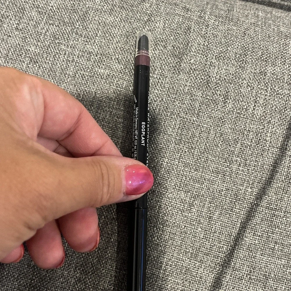 Laura Geller I-Care Waterproof Eye Liner - EGGPLANT - 0.01 oz 0.35 g NWOB READ